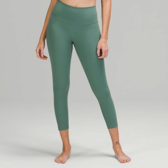 Lululemon Wunder Under High Rise Crop - Picture 1 of 5